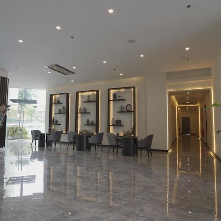 Winrich Hotel Mactan Buitenkant foto