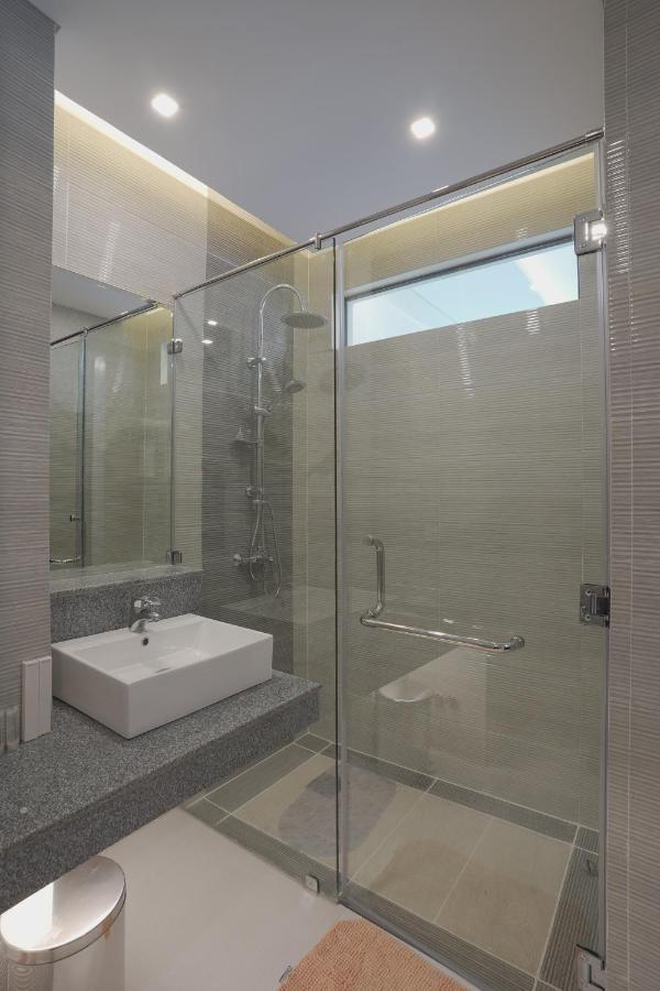 Winrich Hotel Mactan Buitenkant foto