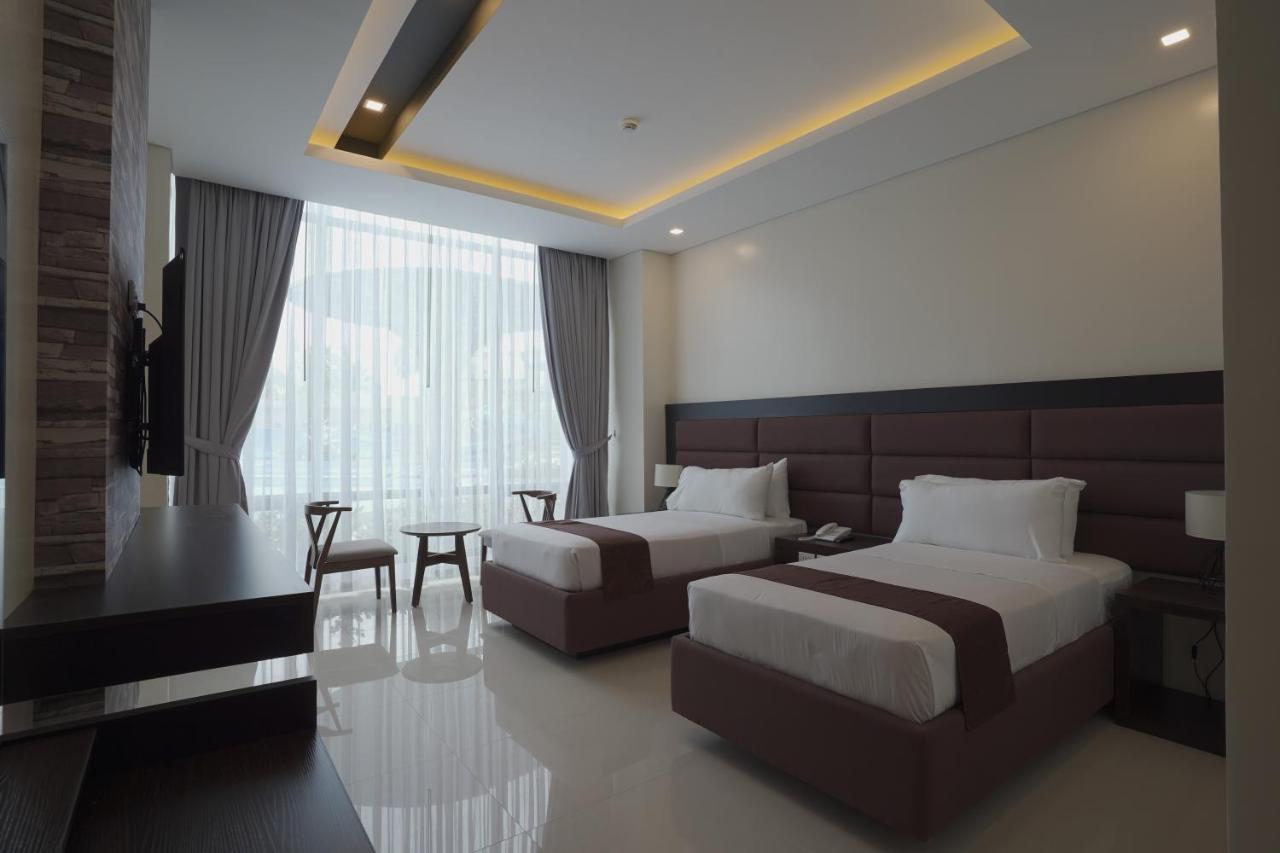 Winrich Hotel Mactan Buitenkant foto