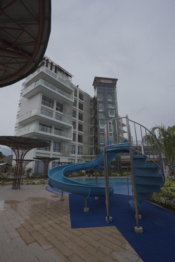 Winrich Hotel Mactan Buitenkant foto