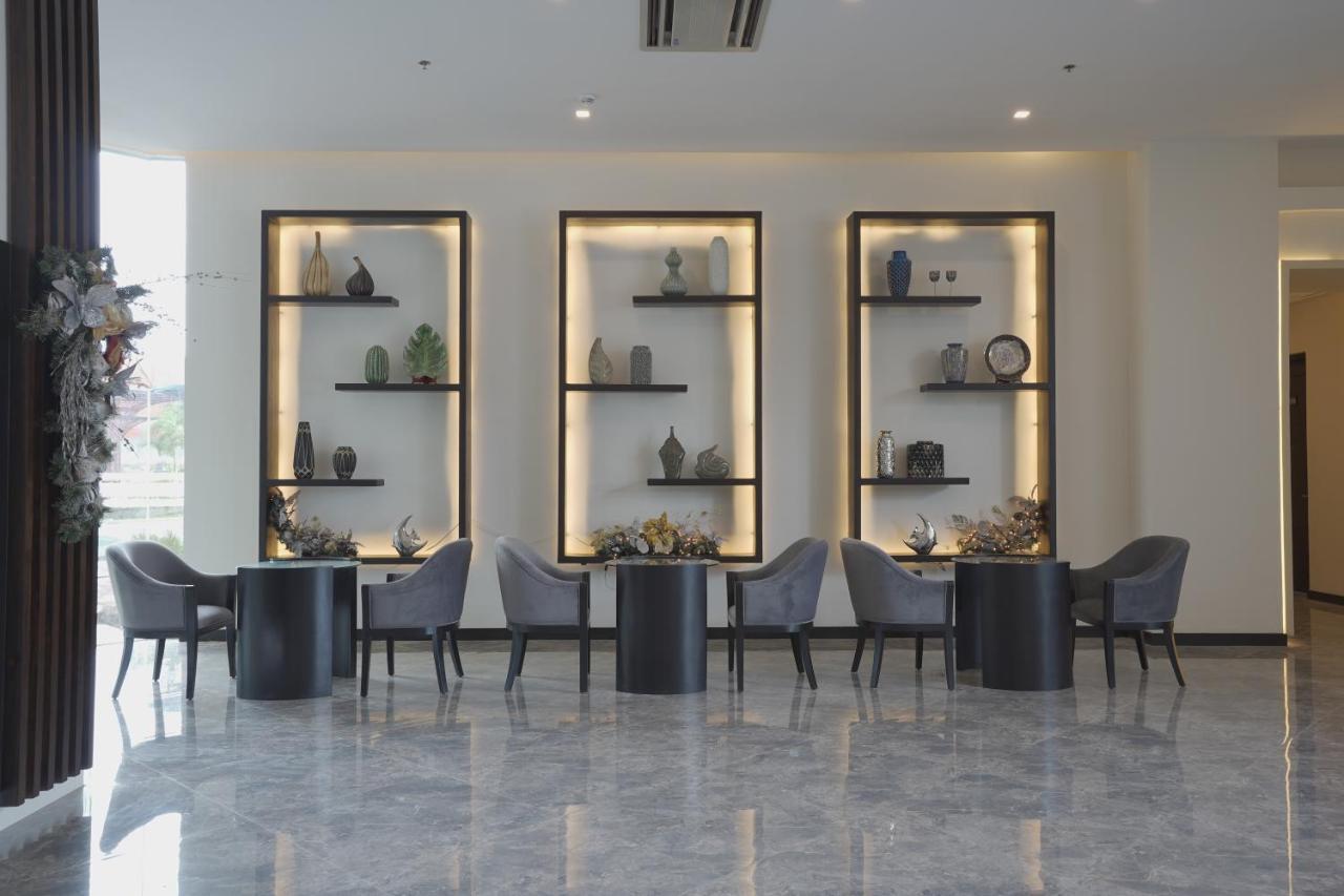 Winrich Hotel Mactan Buitenkant foto