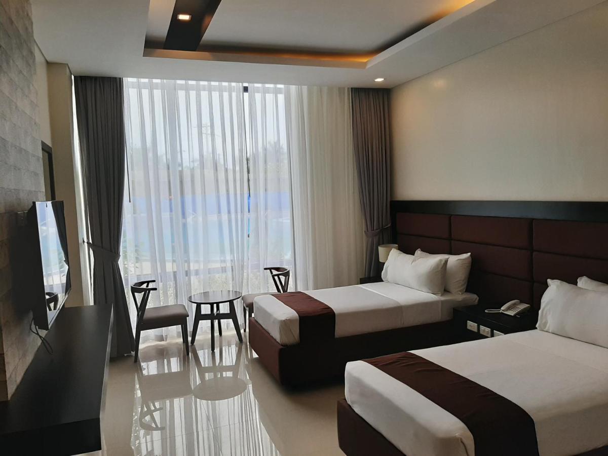 Winrich Hotel Mactan Buitenkant foto
