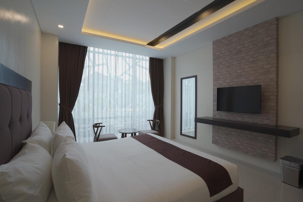 Winrich Hotel Mactan Buitenkant foto